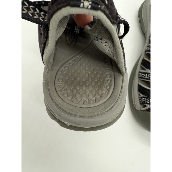 Keen Sandals Women's Whisper Size 6 Elastic Laces Black Outdoor Water Hiking‎ - Picture 7 of 10
